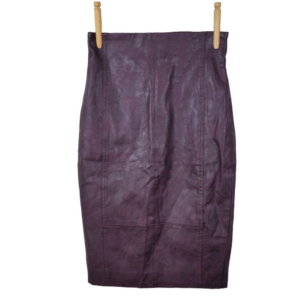 Sheike Faux Leather High Rise Skirt size 6 Sexy Purple Vegan Above Knee Club